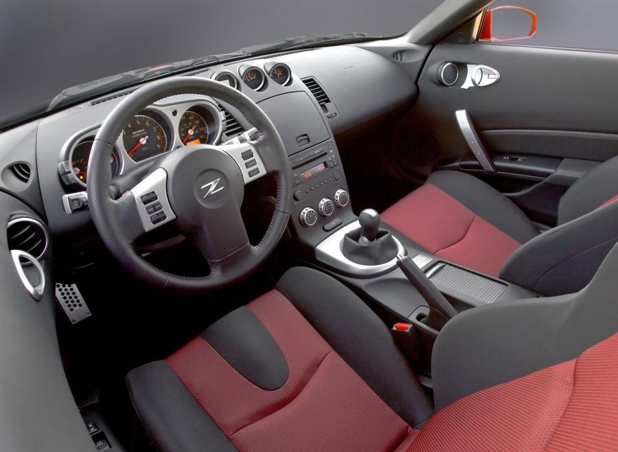  Nissan 350Z 2007 года  (фото 13 из 27)